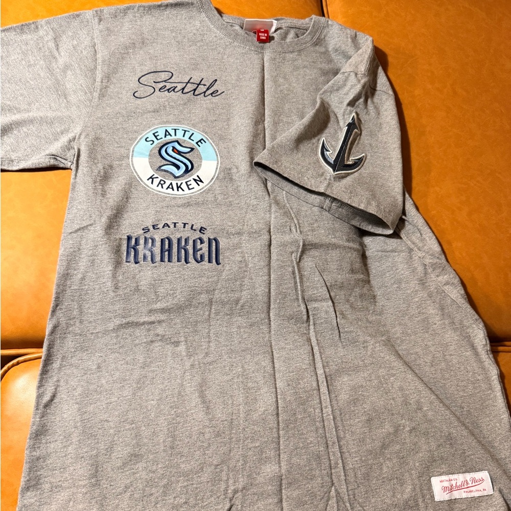 Mitchell & Ness Seattle Kraken Gray Crewneck Tee